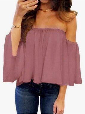 Blue Time Off-Shoulder Flutter Sleeve Top Dusty Rose. Medium NWOT  see photo